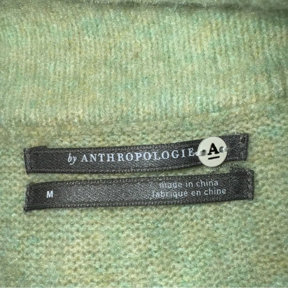 Anthropologie Pistachio oversized ribbed sleeve Sweater. Size M GUC.